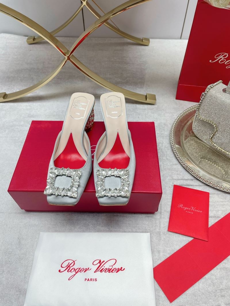 Roger Vivier flat shoes